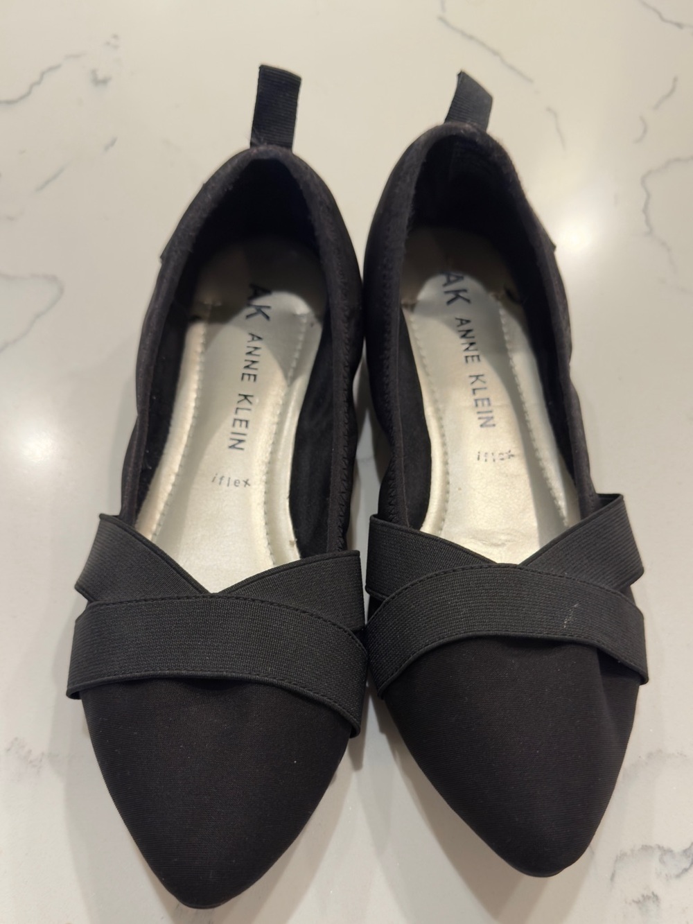 Anne Klein Women's Black Pointed Toe Flats sz 9